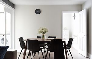 Fitzrovia apartments by DMONTRIO