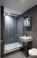Fitzrovia apartments by DMONTRIO
