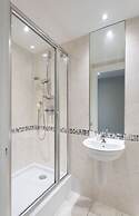 Fitzrovia apartments by DMONTRIO