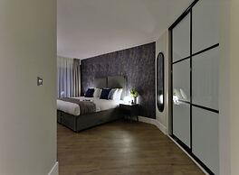Fitzrovia apartments by DMONTRIO