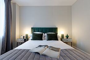 Fitzrovia apartments by DMONTRIO