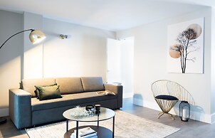 Fitzrovia apartments by DMONTRIO