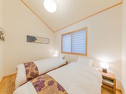 Yadoya Yanagidori East