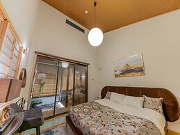 Yadoya Yanagidori West