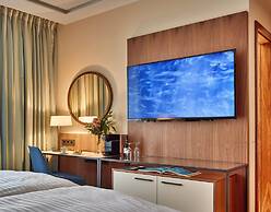 EST Grand Hotel Savoy