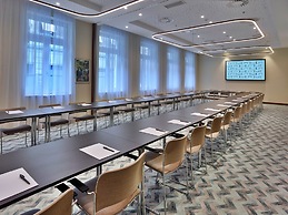 EST Grand Hotel Savoy