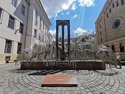 EST Grand Hotel Savoy