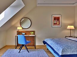 EST Grand Hotel Savoy