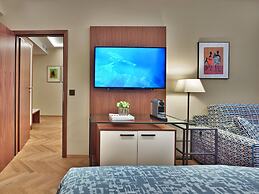 EST Grand Hotel Savoy