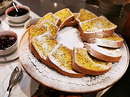 EST Grand Hotel Savoy