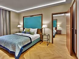 EST Grand Hotel Savoy