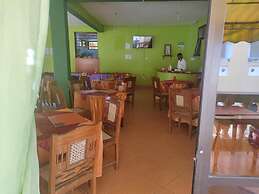 Titanic Hotel - Kilifi