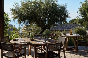 Eliamos Villas Hotel & Spa