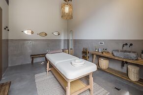 Eliamos Villas Hotel & Spa
