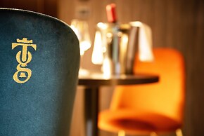 Gold Tower Lifestyle Hotel