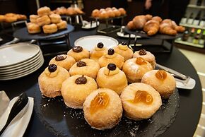 Gold Tower Lifestyle Hotel