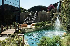 Gold Tower Lifestyle Hotel