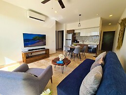 Bahay By Riviera Rentals