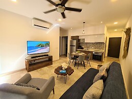 Bahay By Riviera Rentals
