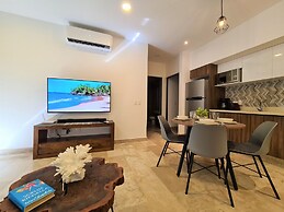 Bahay By Riviera Rentals