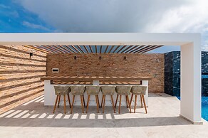 Menesse Midtown by Riviera Rentals
