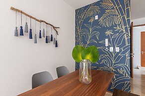 Menesse Midtown by Riviera Rentals