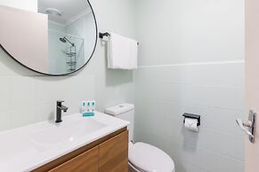 Roamer St Kilda (formerly Selina St Kilda)