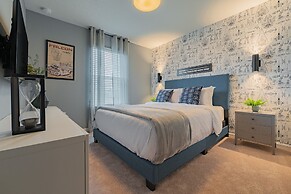 NEW Stunning Home W/private Pool! Near Disney