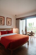 PORTER HOTEL - Surf & Yoga Retreat