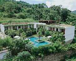 PORTER HOTEL - Surf & Yoga Retreat