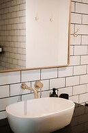 PORTER HOTEL - Surf & Yoga Retreat