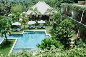 PORTER HOTEL - Surf & Yoga Retreat