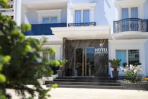 Imperator Hotel