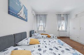 La Guardia apartments