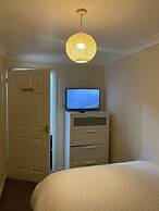 Lovely 2 Bed Apartment in East London