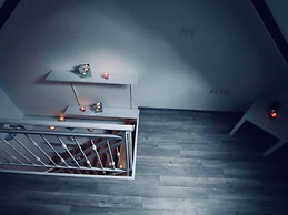 Dalmatian White Shell Apartment