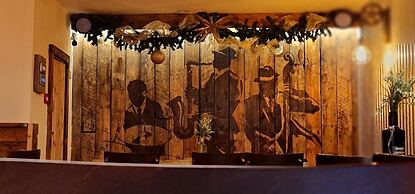 The Waterside Bar Rooms & Restaurant