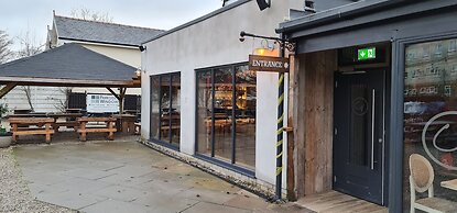 The Waterside Bar Rooms & Restaurant