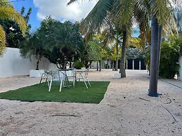 Luxury 4 bed Villa - Private Pool - Sleeps 8