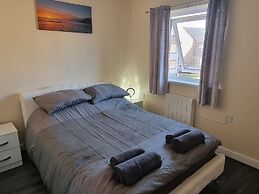 Impeccable Beachfront 2-bed Cottage in St Bees
