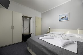 Meliores Rooms & Restaurant