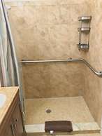 Sunrise Villa 3 Bedroom Home by Redawning