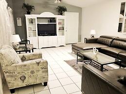 Sunrise Villa 3 Bedroom Home by Redawning