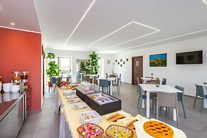 Dipladenia Garden Country House