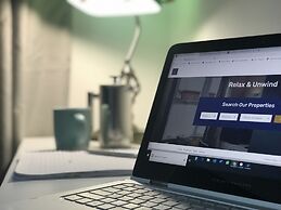 Stylish Modern 3-bed House nr Manchester City ctr