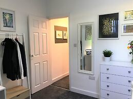 Stylish Modern 3-bed House nr Manchester City ctr