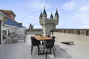 The Grand Castle Apartments