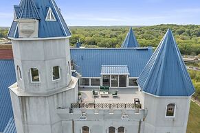 The Grand Castle Apartments