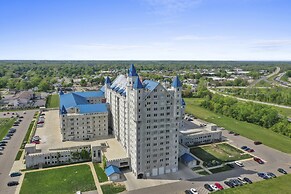 The Grand Castle Apartments