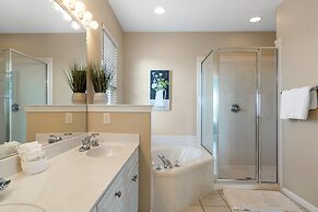 Martinique - Lite House II by ALBVR